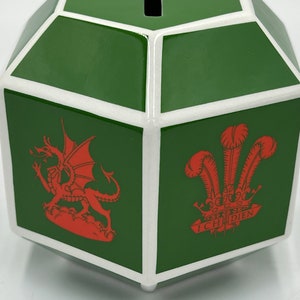 Vintage Wedgwood Green PRINCE CHARLES Wales Investiture Bank 1969