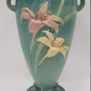 Roseville Vintage Art Pottery Zephyr Lily Handled Vase, 141-15