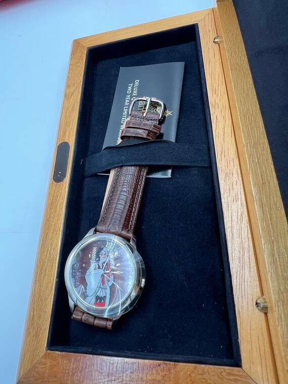 Marc Davis Disney Watch Cruella Devil Limited Edition - Etsy display picture 2