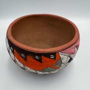 Maceta vintage de cerámica nativa americana pintada a mano: auténtica decoración artística coleccionable del suroeste.