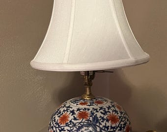 Chinese Ginger Jar Lamp, Works well!
