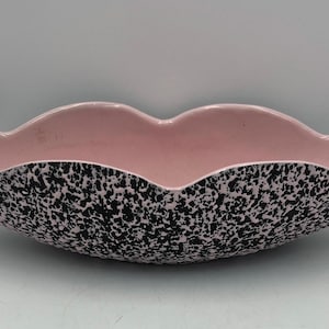 Vintage MCM Shawnee Pottery Pink Black Splatter Confetti Oval Console Bowl Planter Flower Pot Large