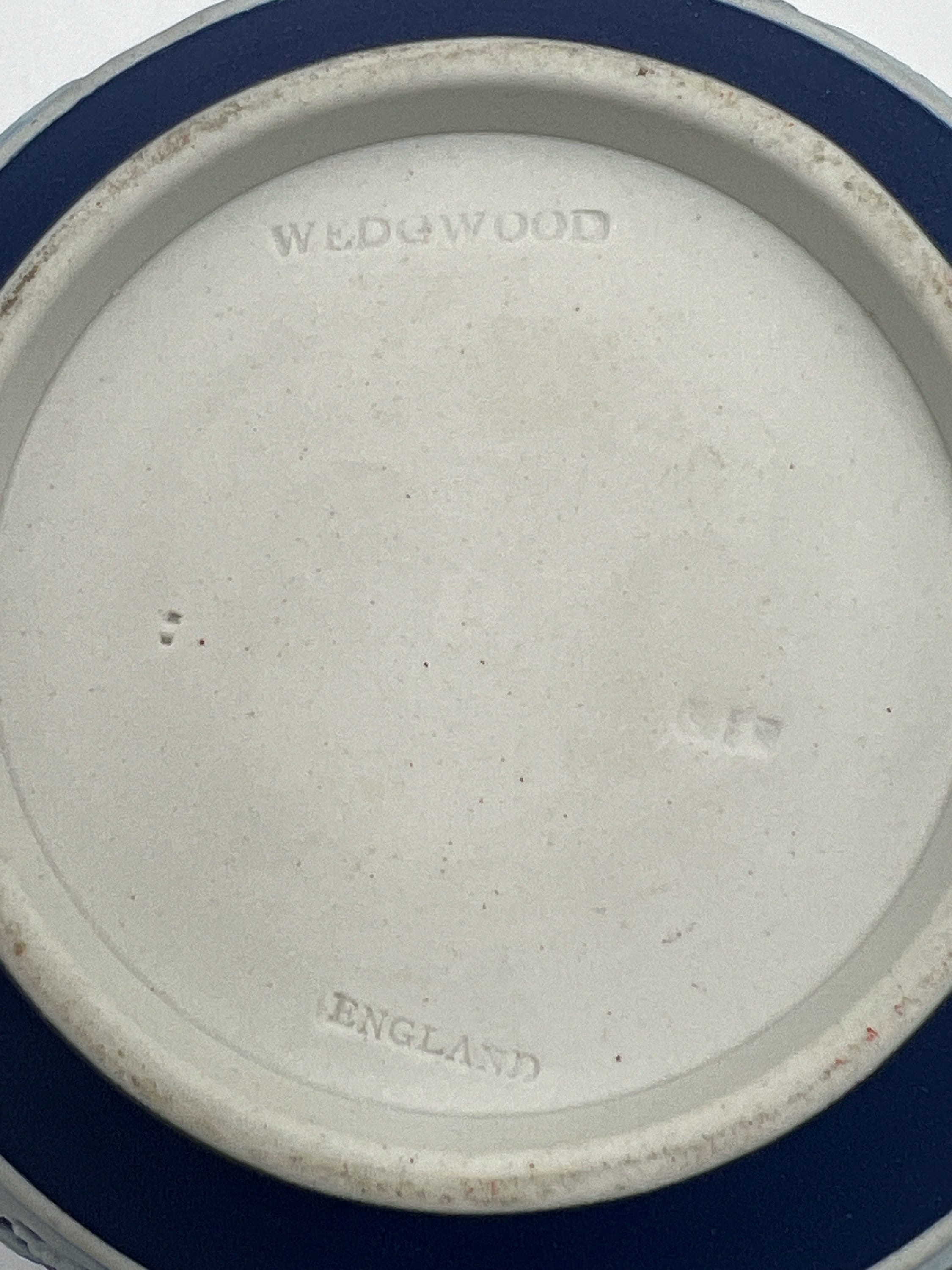 ネイビージャスパーウェアのシュガーボウルとクリーマー