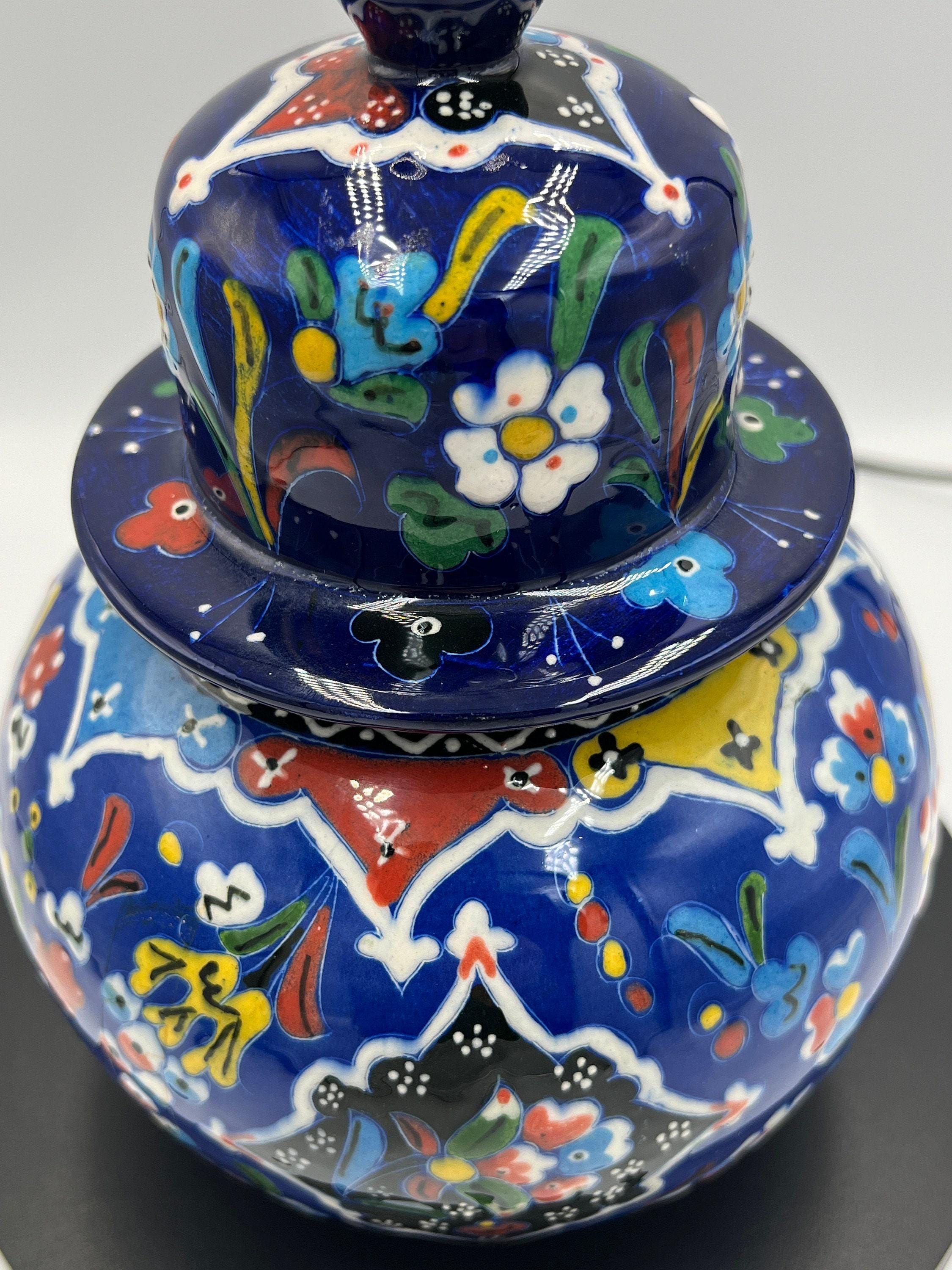 手描きの陶器製壺：鮮やかな色彩、9インチの蓋付きポット - Etsy 日本