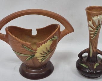Roseville Freesia Basket #397-7 & Vase #195-7