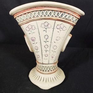 Weller Vase Vintage Art Pottery, Excellent Condition!