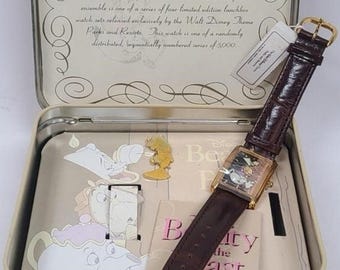Lonchera de La Bella y la Bestia con reloj y pin, edición limitada.