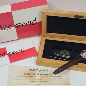 Reloj Marc Davis Disney Cruella DeVil Edición Limitada