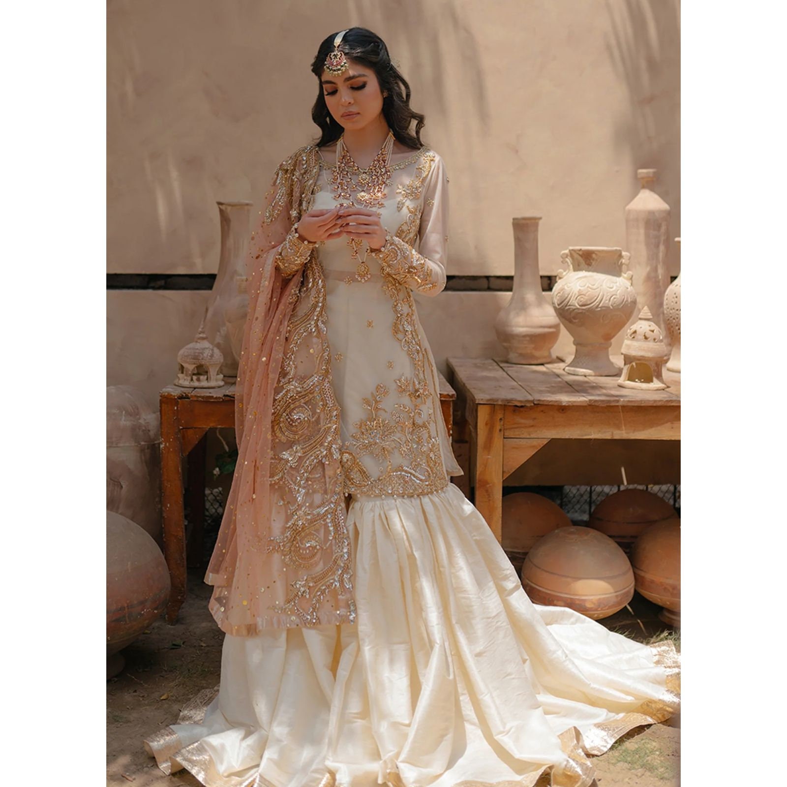 Made to Order Nikkah Garara Pakistani Wedding Dress Indian Wedding Party  Wear Embroidered Collection Pakistani Dress Shalwar Kameez Suit Eid - Etsy  Denmark