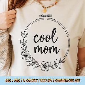 Diseño de camiseta de mamá genial PNG SVG - Gráfico de estrella retro del Día de la Madre, cita atrevida de madre, camiseta de mamá moderna, sublimación digital, estética grunge