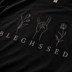 BLEGHssed Tシャツ