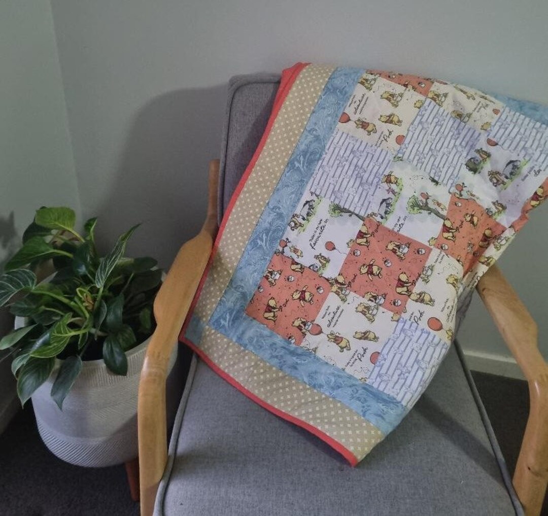 Baby Cot Quilt/blanket/play Mat Winnie the Pooh 100 Cotton With Bamboo Wadding. Coral Pink