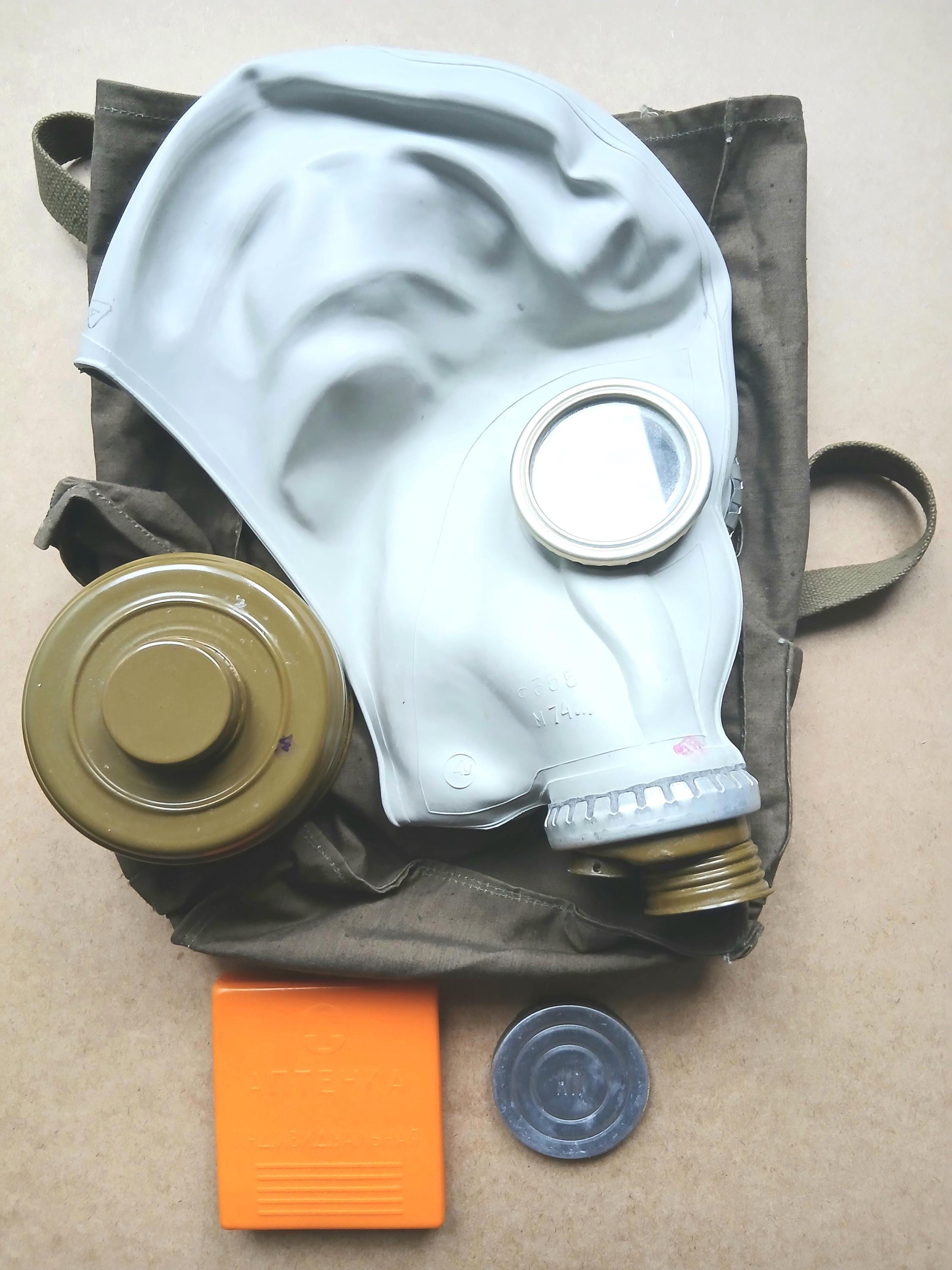 ソ連軍 東ドイツ軍 実物 ShM-41 ガスマスク サイズ2 Shm 41 - Etsy 日本