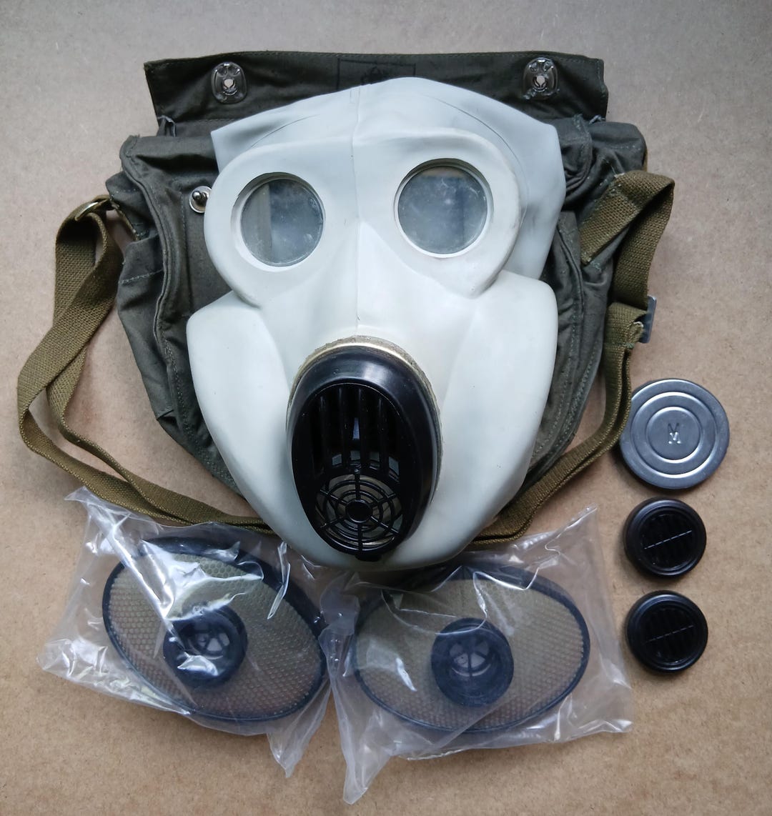 Soviet Military Gas Mask PBF Eo-19