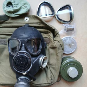 Máscara antigás militar soviética rusa PMK-1. GP-7V. Juego completo. Nueva. Pieza vintage de la URSS. Máscara para cosplay y airsoft.