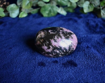 Rhodonite Palmstone (Large)