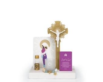 mini Madonna and Child Prayer Space