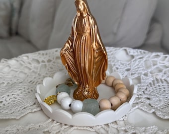 Mary Immaculate Rosary holder - small gold