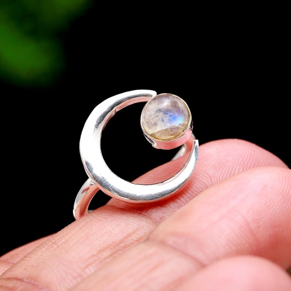 Rainbow Moonstone Ring,925 Solid Sterling Silver Ring, Crescent Moonstone, Gemstone Ring Size 4 1/2 SJU 289