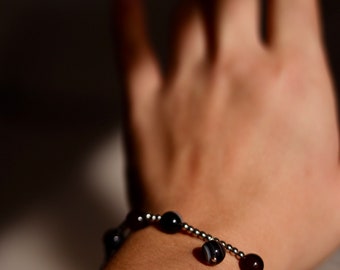 Yogic Mala Bracelet - 11 beads = 11 recitation of mantra - Black Onyx + Hematite