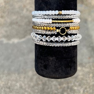 White & gold bracelet set