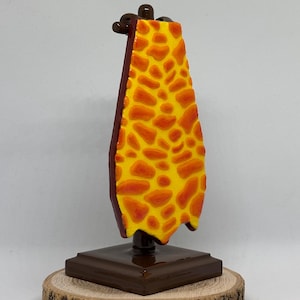 Handgemaakte OSRS Fire Cape-figuur: Old School RuneScape bureau-display