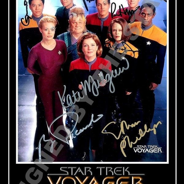 Impression signée / dédicacée de Star Trek Voyager Cast de grande qualité. Impression de qualité exceptionnelle