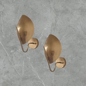 Pair of raw brass Modern style wall sconce - Italian wall sconce - sconce - wall sconce - Sputnik light - wall lamp - Wall lighting
