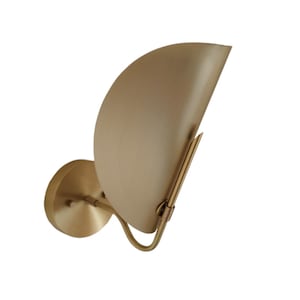 One Piece Brushed Brass curved shade wall sconce - Mid century wall sconce - Sputnik light - Italian wall sconce - Wall sconce - wall light