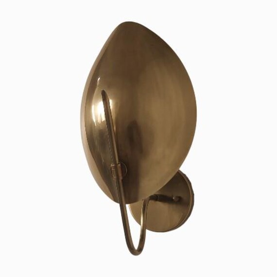 One piece Raw brass curved shape wall sconce - Mid century wall sconce - sconce - Italian brass light - Sputnik light - Wall sconce - light