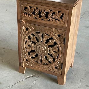 Indian Wooden Hand carved Bedside Cabinet with 1 draw