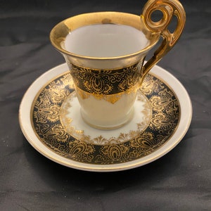 Original Arnartcreation Japan / Hand-painted Teacup w/ Saucer