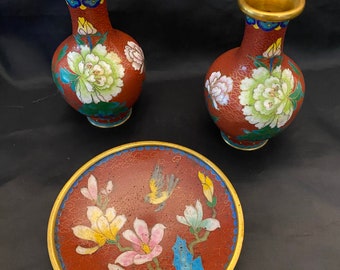 Antique Chinese Red Ground Cloisonne Vases Brass Enamel Flowers