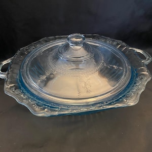 May include: A set of three ceramic mugs with a speckled, matte finish. The mugs are in shades of cream, light gray, and dark gray. Each mug has a simple, modern design and a rounded handle. Perfect for coffee or tea.