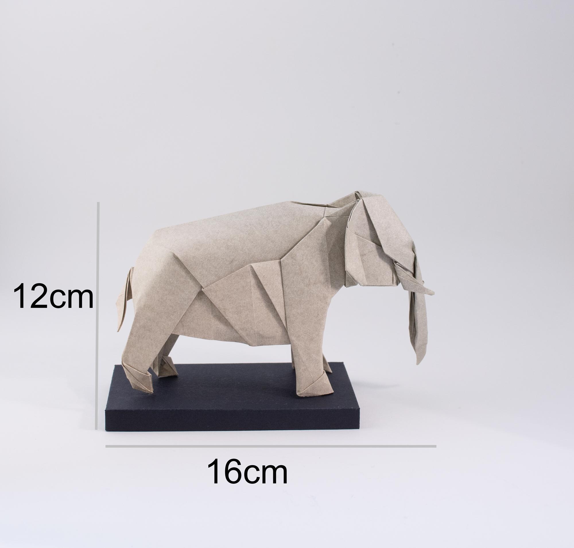 折り紙の象、紙で折った象のフィギュア - Etsy 日本