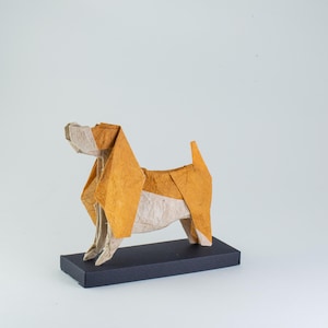Basset hound, chien de chasse, origami, fait main, origami