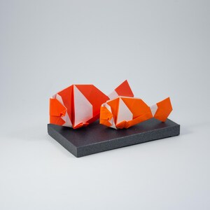 Pesce pagliaccio origami, un regalo speciale per gli amanti dell'acquario e del mare