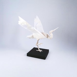 Realistische origami kraanvogel