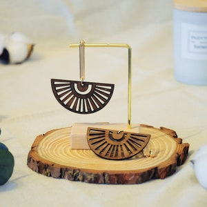 Boho wooden earrings geometric, hanging earrings handmade, hanging earrings fan shape wood, natural jewelry, wooden jewelry, gift for women