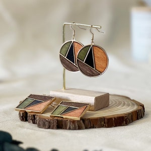 Delicate wooden earrings geometric, geometric earrings, natural jewelry, wooden jewelry, earrings, hanging earrings geometric, earrings made of wood