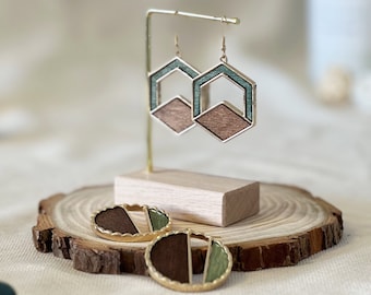 Delicate wooden earrings geometric, geometric earrings, natural jewelry, wooden jewelry, earrings, hanging earrings geometric, earrings made of wood