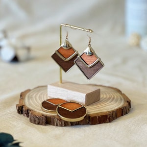 Delicate wooden earrings geometric, geometric earrings, natural jewelry, wooden jewelry, earrings, hanging earrings geometric, earrings made of wood