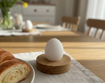 Oak egg cup, minimalist round egg holder, Scandinavian table decoration, modern breakfast set, wooden Easter decoration, handmade