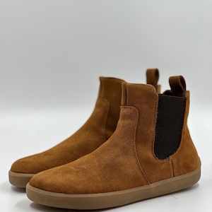 Barefoot Chelsea Boot Be Lenka Entice Neo Sued image 3