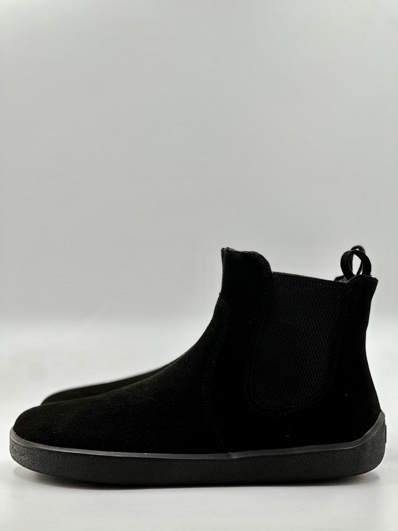 Barefoot Chelsea Boot Be Lenka Entice Neo Sued image 6