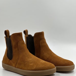 Barefoot Chelsea Boot Be Lenka Entice Neo Sued image 1