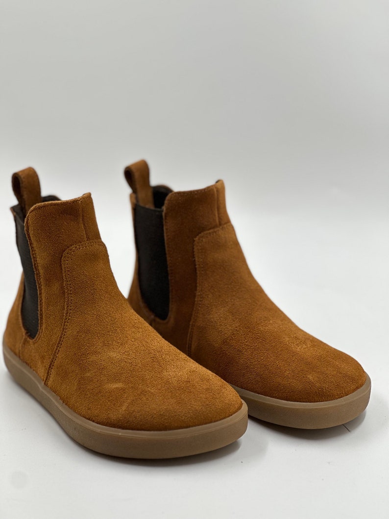 Barefoot Chelsea Boot Be Lenka Entice Neo Sued image 2