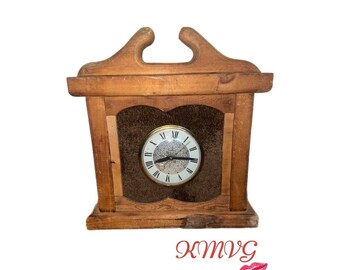 Vintage Lanshire Mid Century Retro Mantle Clock Works! (plug in) 16.5” x 15” x 4 Self Starting