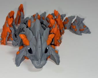 3D Flexi Dune Striker Baby Dragon – Articulated Gray and Orange Fantasy Figurine – 568 Creations