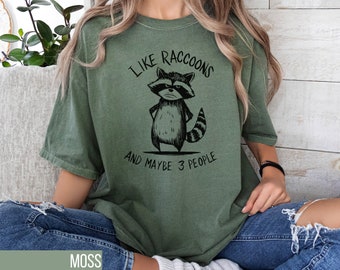 Funny Raccoon T-Shirt, I Like Raccoons And Maybe 3 People Tee, Vintage Style Shirt, Animal Lover Gift, Sarcastic Tee, Gift for friend